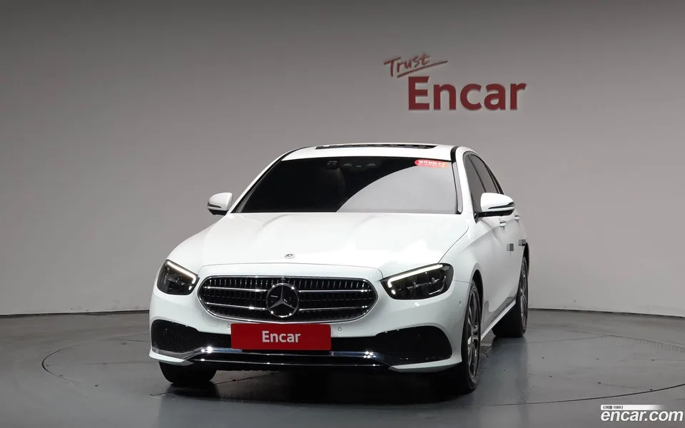 Mercedes-Benz E-Class E250 2023 — миниатюра 3