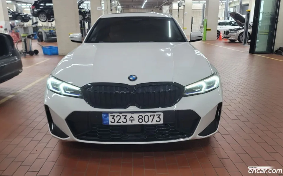 BMW 3 Series 320i M 2024 — миниатюра 2