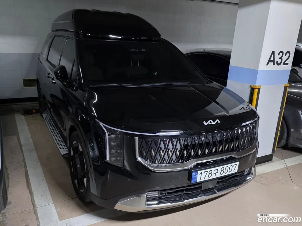 Kia Carnival 7 2024 — фото 1, купить с доставкой в Москву