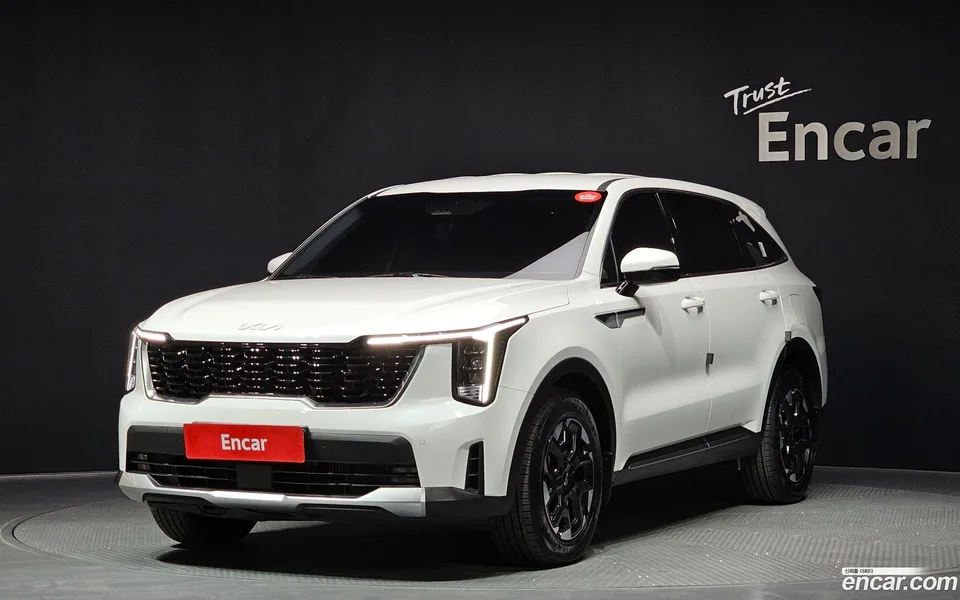 Kia Sorento 2.2 2WD 2024 — фото 1, купить с доставкой в Москву