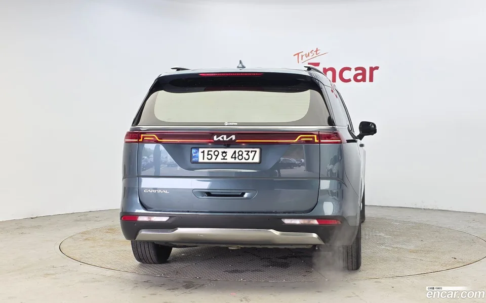 Kia Carnival 9 2022 — миниатюра 4