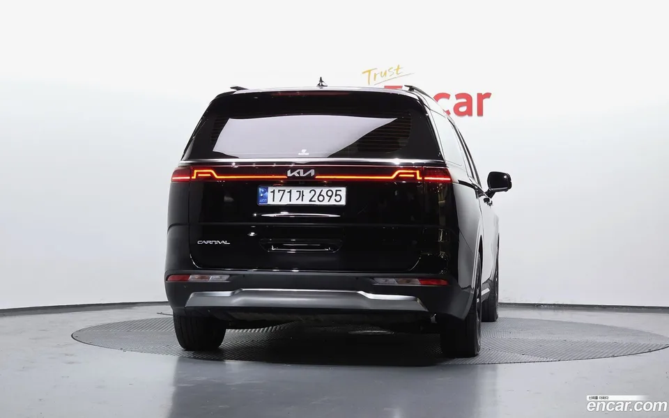 Kia Carnival 9 2023 — миниатюра 4