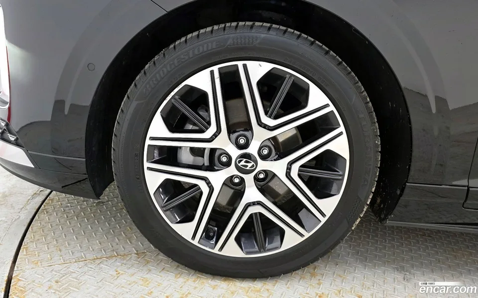 Hyundai Grandeur 2.5 2WD 2023 — миниатюра 5
