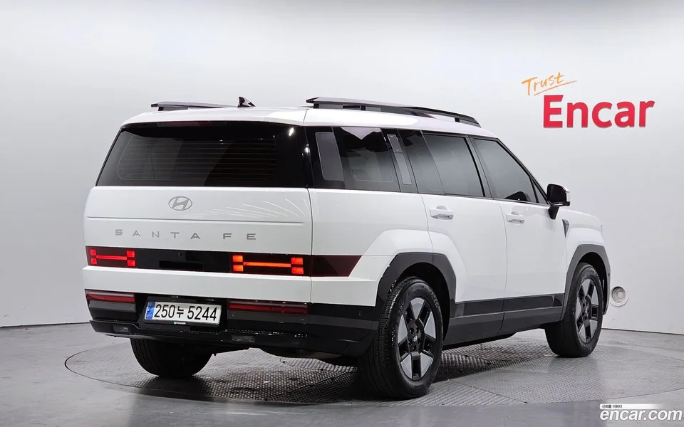 Hyundai SantaFe HEV 1.6 2WD 2023 — миниатюра 2