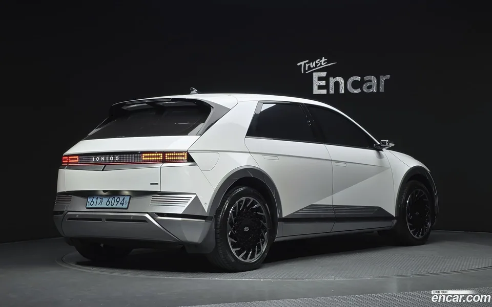 Hyundai Ioniq 5 AWD 2022 — миниатюра 2