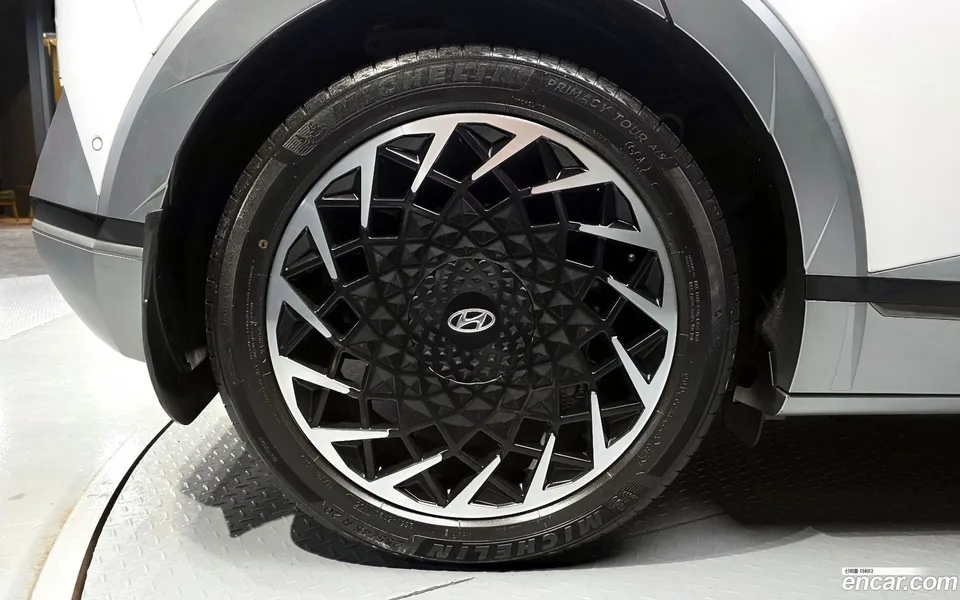 Hyundai Ioniq 5 AWD 2022 — миниатюра 5