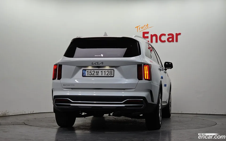 Kia Sorento 2.5T 2WD 2023 — миниатюра 4