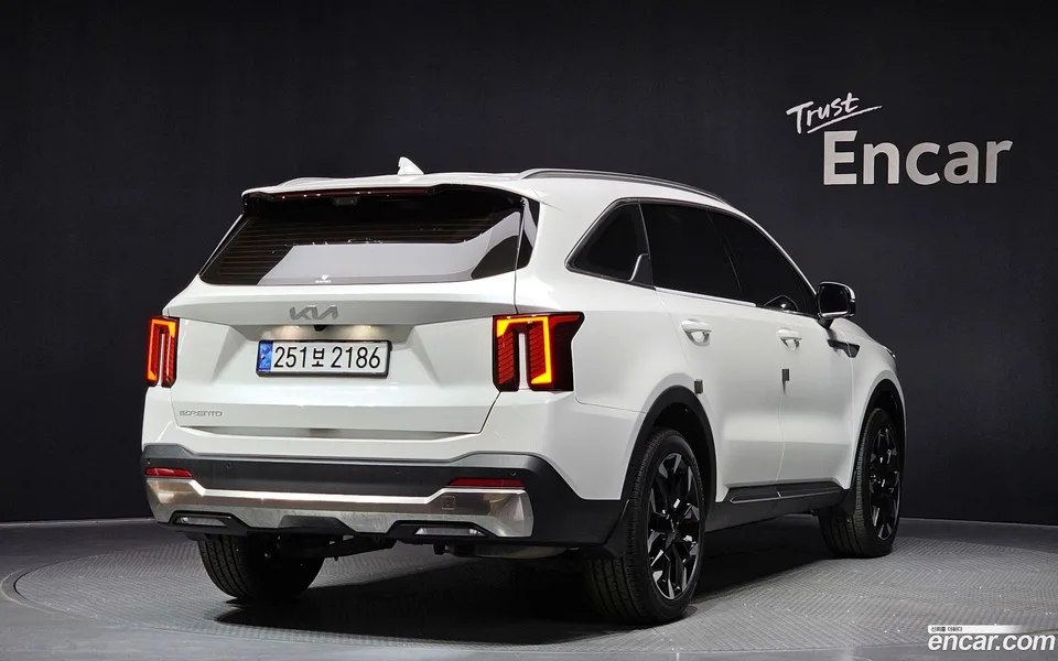 Kia Sorento 2.5T 2WD 2024 — миниатюра 2