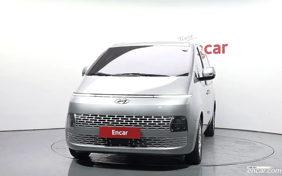 Hyundai Staria 5 2022 — миниатюра 3