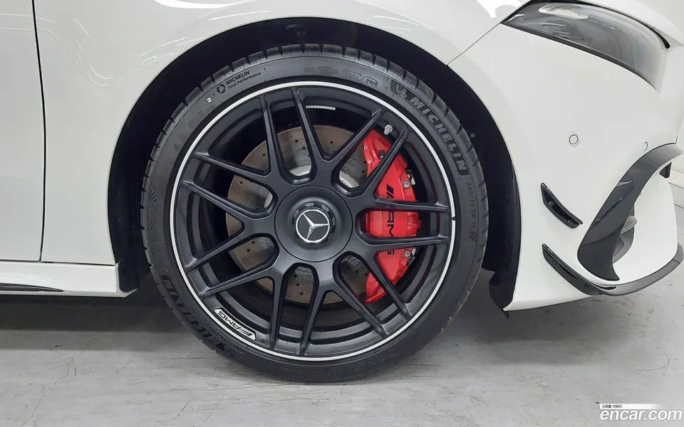 Mercedes-Benz A-Class AMG A45 4MATIC+ 2025 — миниатюра 5