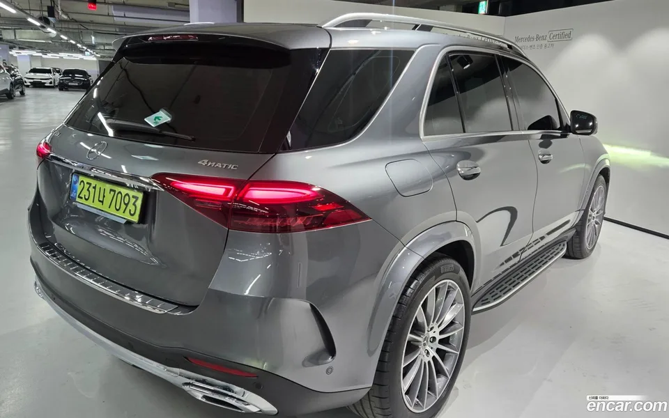 Mercedes-Benz GLE-Class GLE450 4MATIC 2025 — миниатюра 4