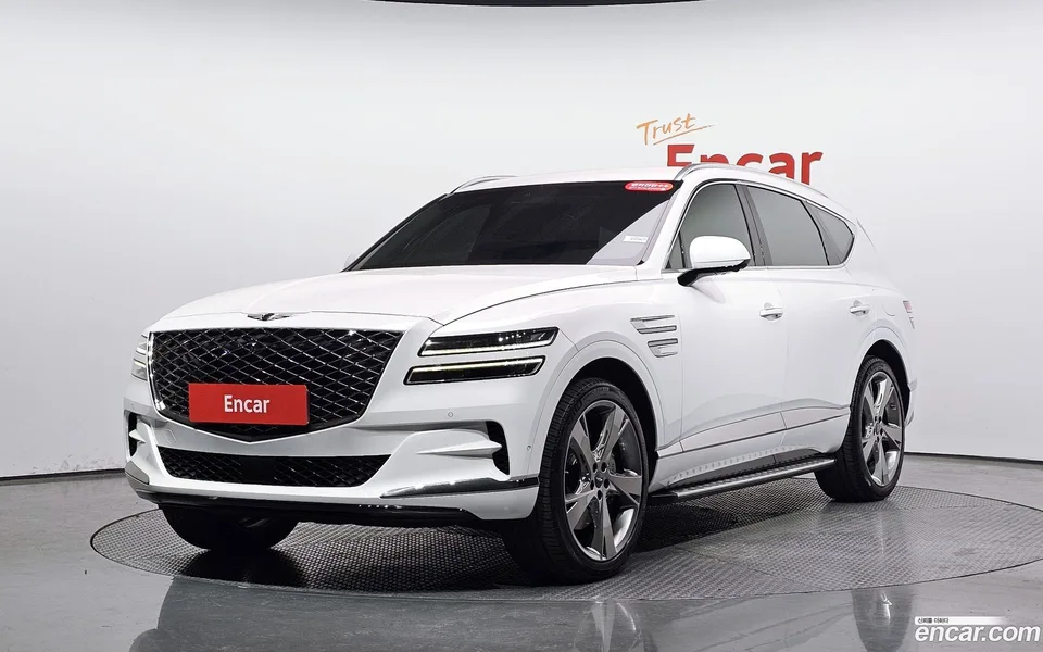 Genesis GV80 3.0 2WD 2022 — фото 1, купить с доставкой в Москву