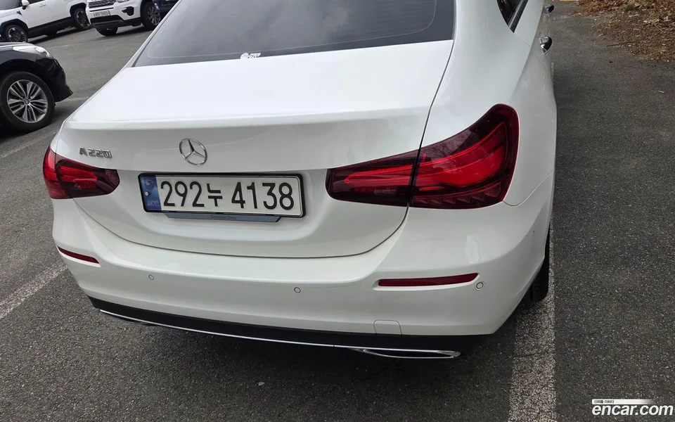 Mercedes-Benz A-Class A220 2023 — миниатюра 2