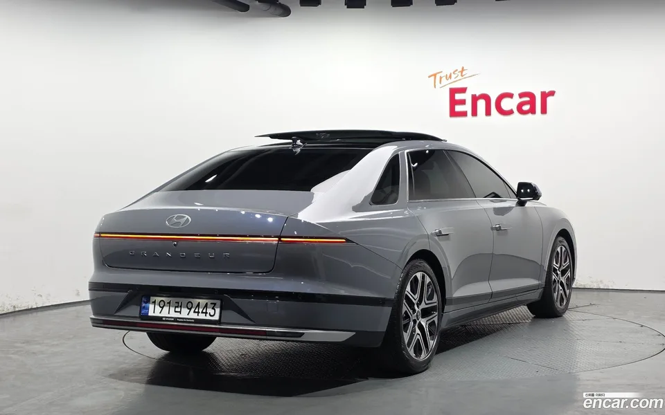 Hyundai Grandeur Hybrid 2023 — миниатюра 2