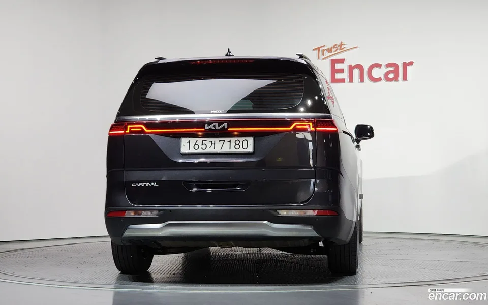 Kia Carnival 9 2022 — миниатюра 4