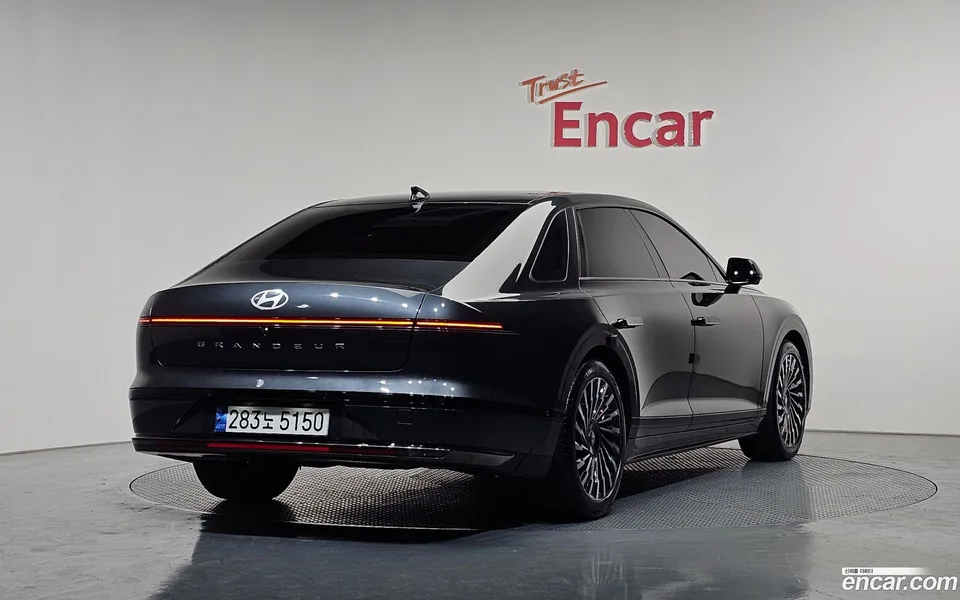 Hyundai Grandeur 3.5 2WD 2023 — миниатюра 2