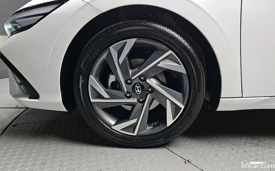 Hyundai Avante CN7 1.6 2025 — миниатюра 5
