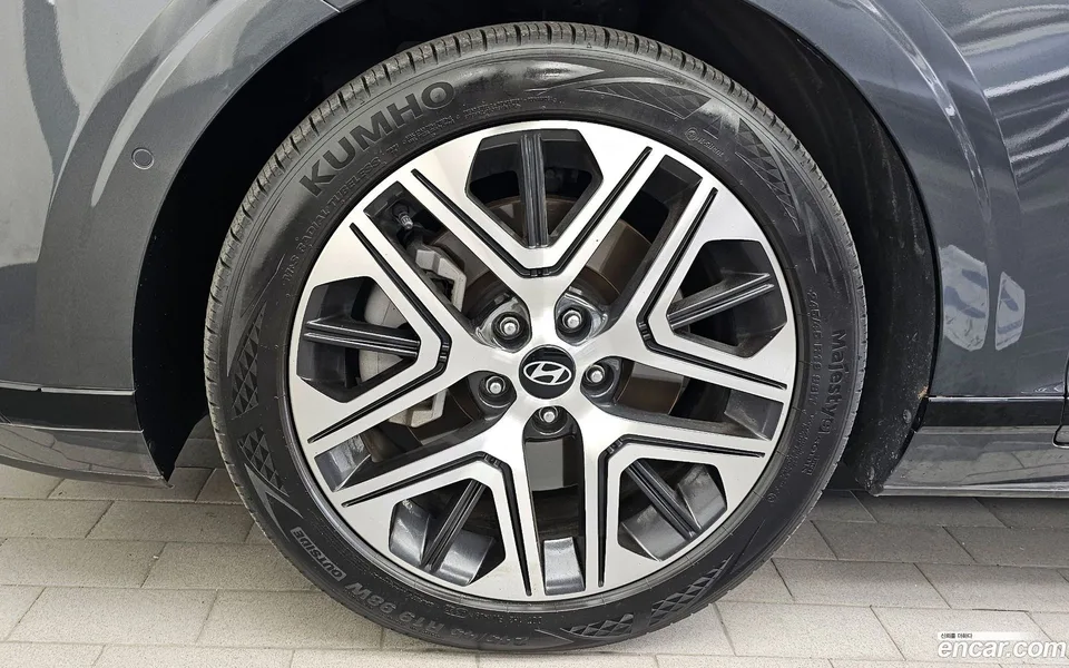 Hyundai Grandeur 3.5 4WD 2023 — миниатюра 5