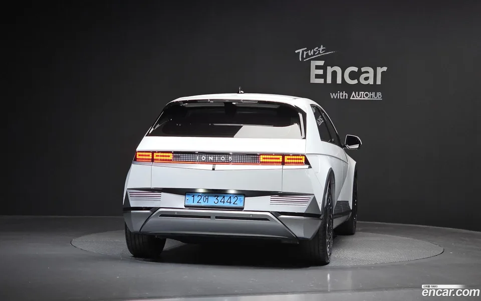 Hyundai Ioniq 5 2024 — миниатюра 4