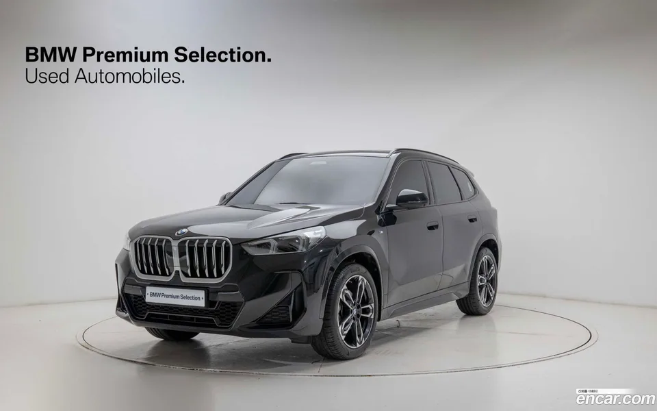 BMW X1 xDrive 20i M 2025 — фото 1, купить с доставкой в Москву