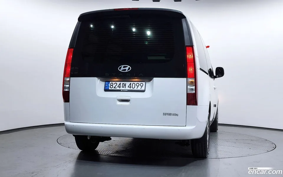 Hyundai Staria 3 2025 — миниатюра 4