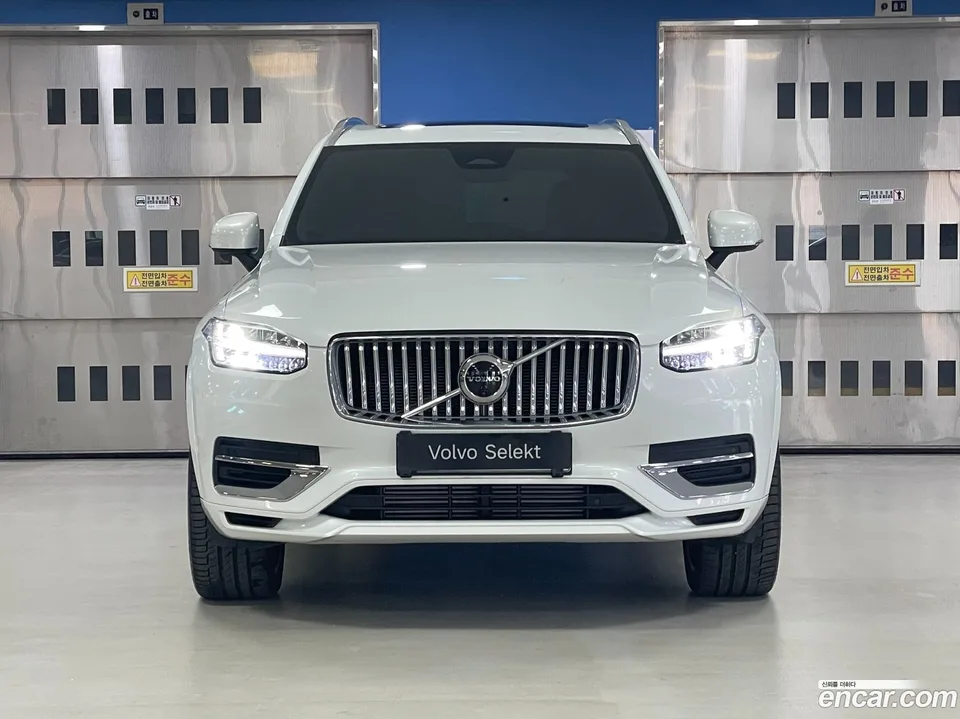 Volvo XC90 T8 2024 — миниатюра 3