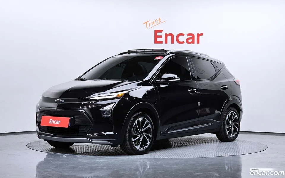 Chevrolet Bolt EUV 2023 — фото 1, купить с доставкой в Москву