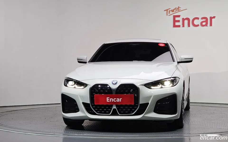 BMW i4 eDrive40 M 2022 — миниатюра 3
