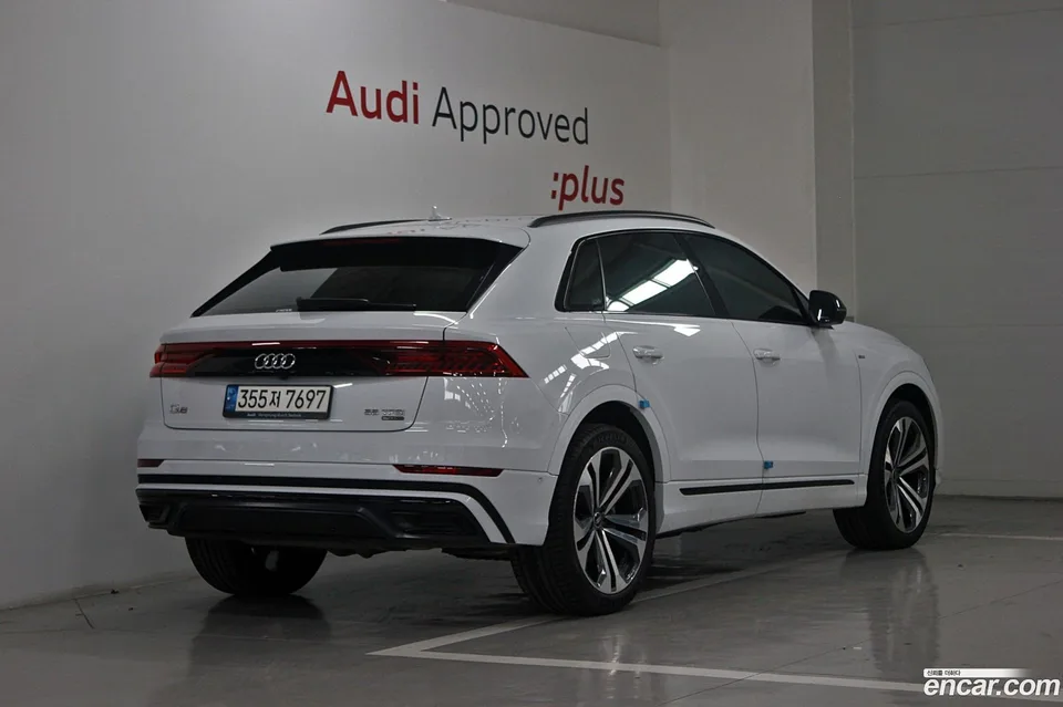 Audi Q8 (4M) 55 TFSI 2022 — миниатюра 2