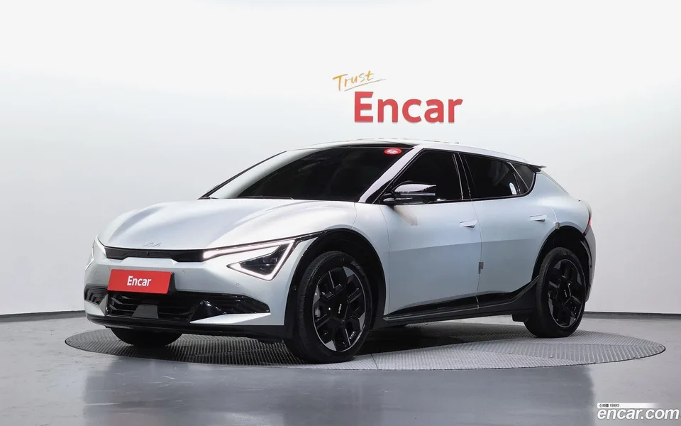 Kia EV6 4WD 2024 — фото 1, купить с доставкой в Москву