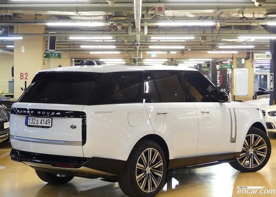 Land Rover Range Rover P530 AB 2023 — миниатюра 3