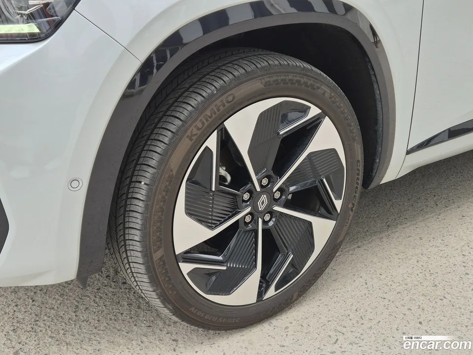 Renault Samsung Grand Koleos 1.5 E-TECH 2WD 2025 — миниатюра 5