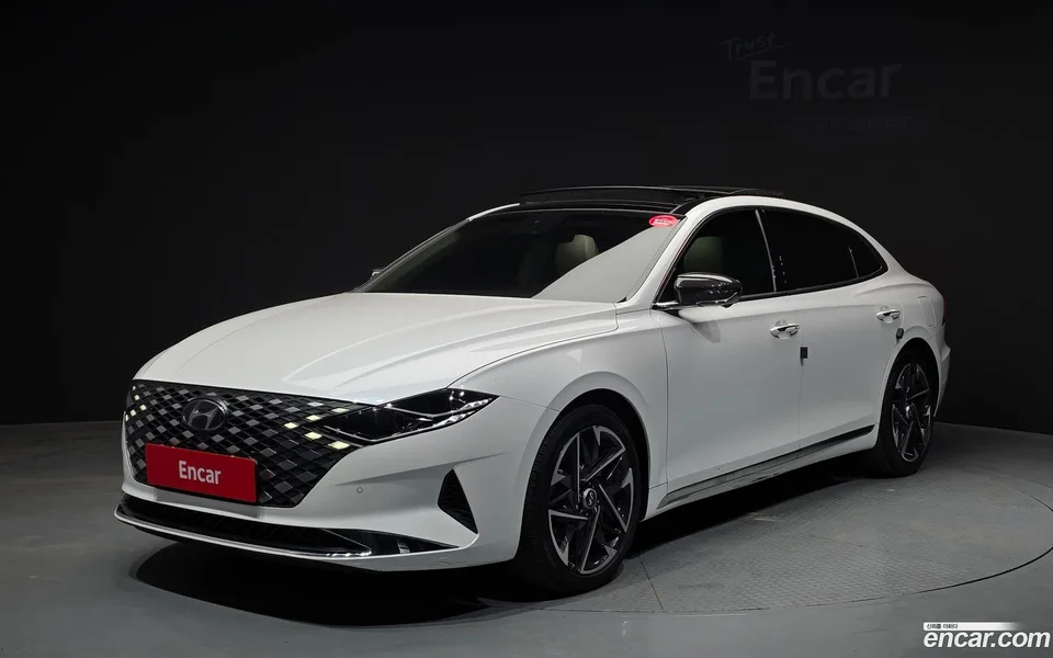 Hyundai Grandeur IG 3.3 2022 — фото 1, купить с доставкой в Москву