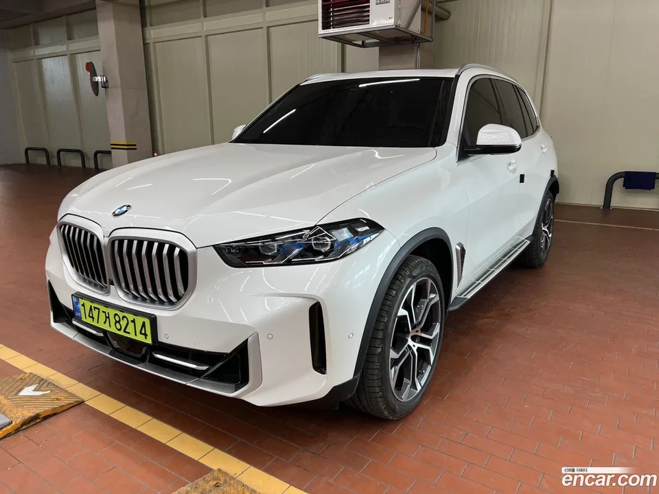 BMW X5 xDrive 40i xLine 2025 — миниатюра 2