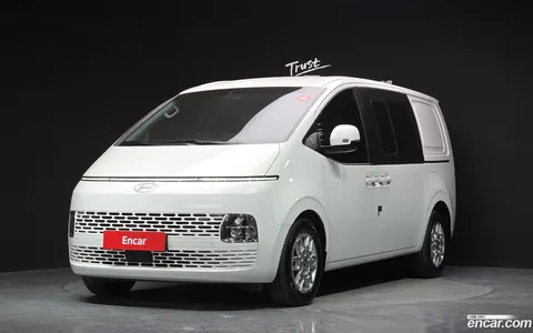 Hyundai Staria 2024 купить в Москве