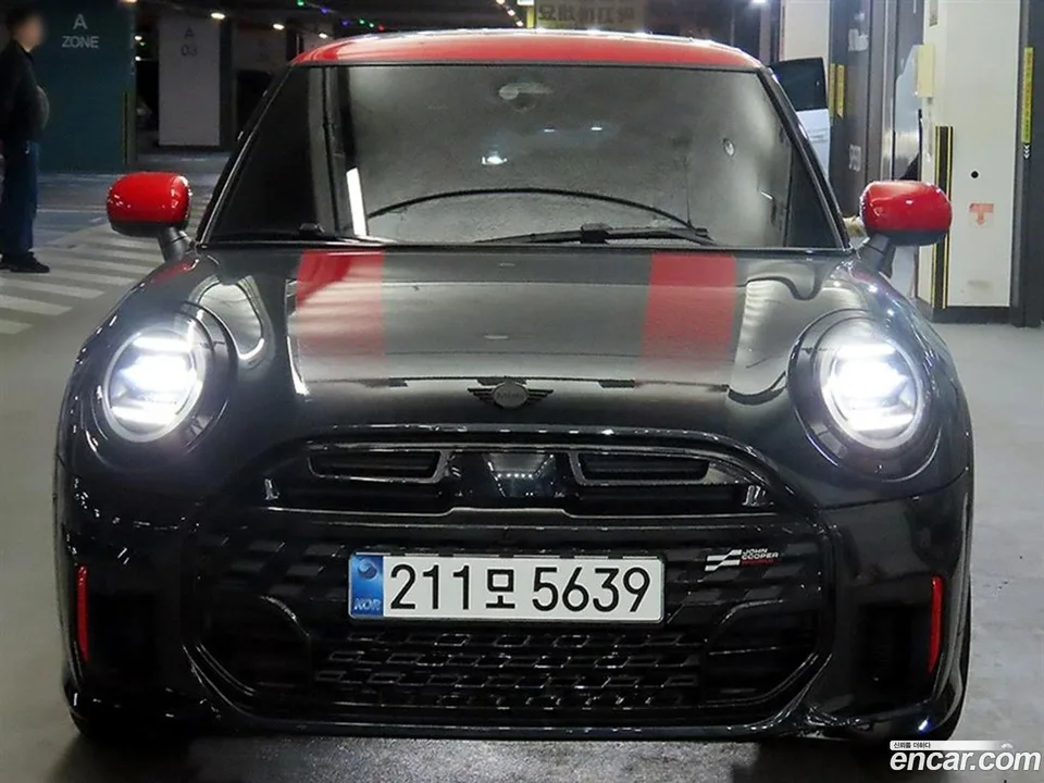 MINI Cooper S JCW 2025 — миниатюра 2