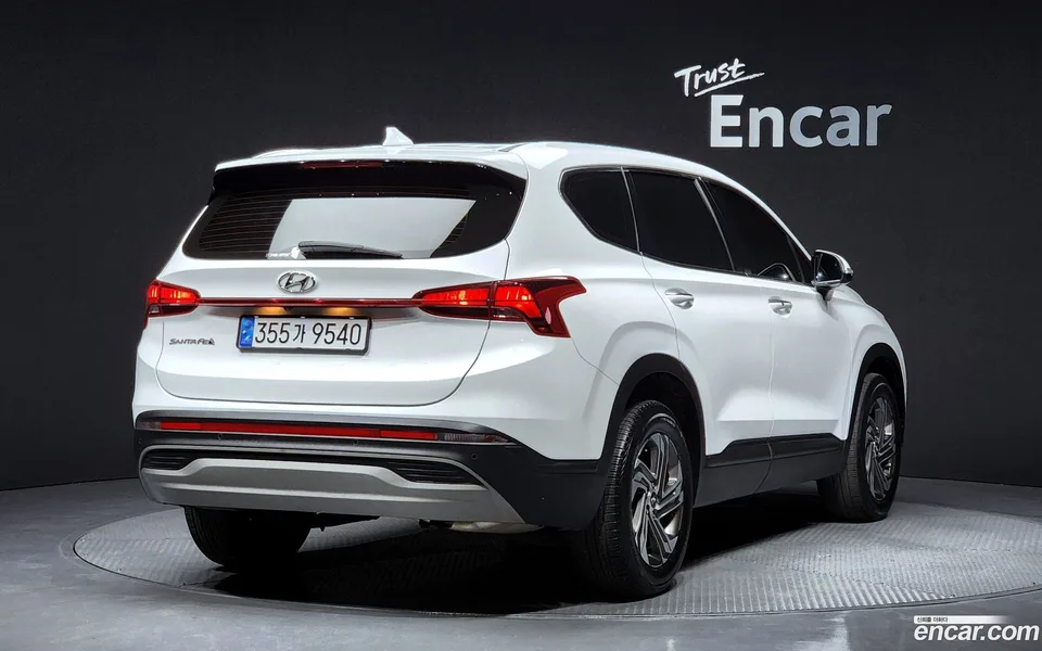 Hyundai SantaFe 2.2 2WD 2022 — миниатюра 2