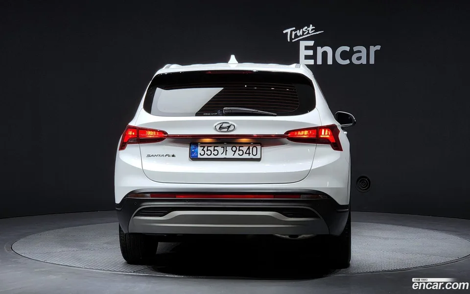 Hyundai SantaFe 2.2 2WD 2022 — миниатюра 4