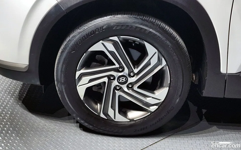 Hyundai SantaFe 2.2 2WD 2022 — миниатюра 5