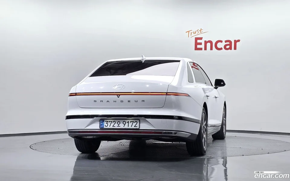 Hyundai Grandeur Hybrid 2024 — миниатюра 4