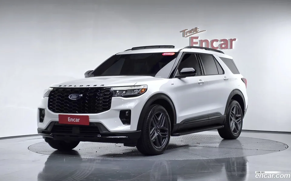 Ford Explorer 2.3 ST- 4WD 2025 — фото 1, купить с доставкой в Москву
