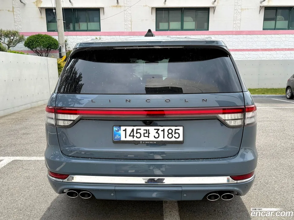 Lincoln Aviator 3.0 AWD 2025 — миниатюра 4