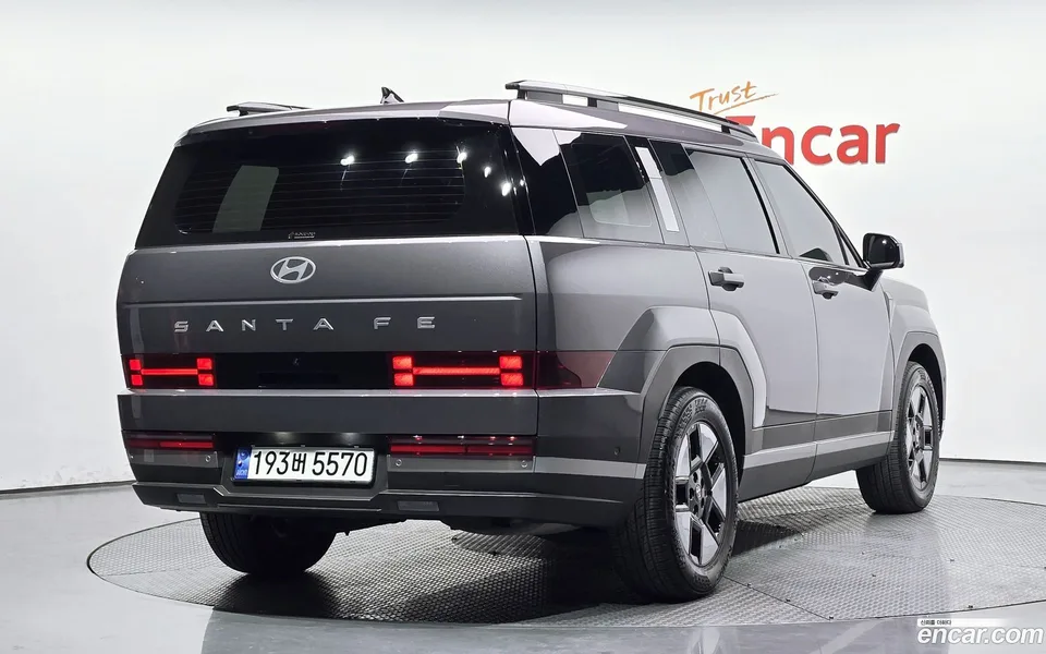 Hyundai Santa Fe HEV 1.6 2WD 2025 — миниатюра 2