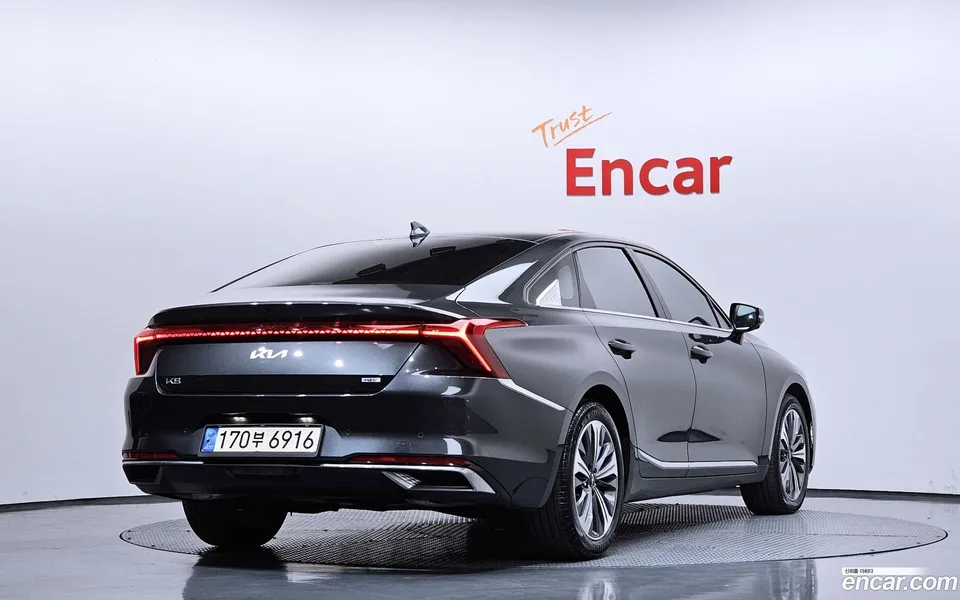 Kia K8 Hybrid 2022 — миниатюра 2
