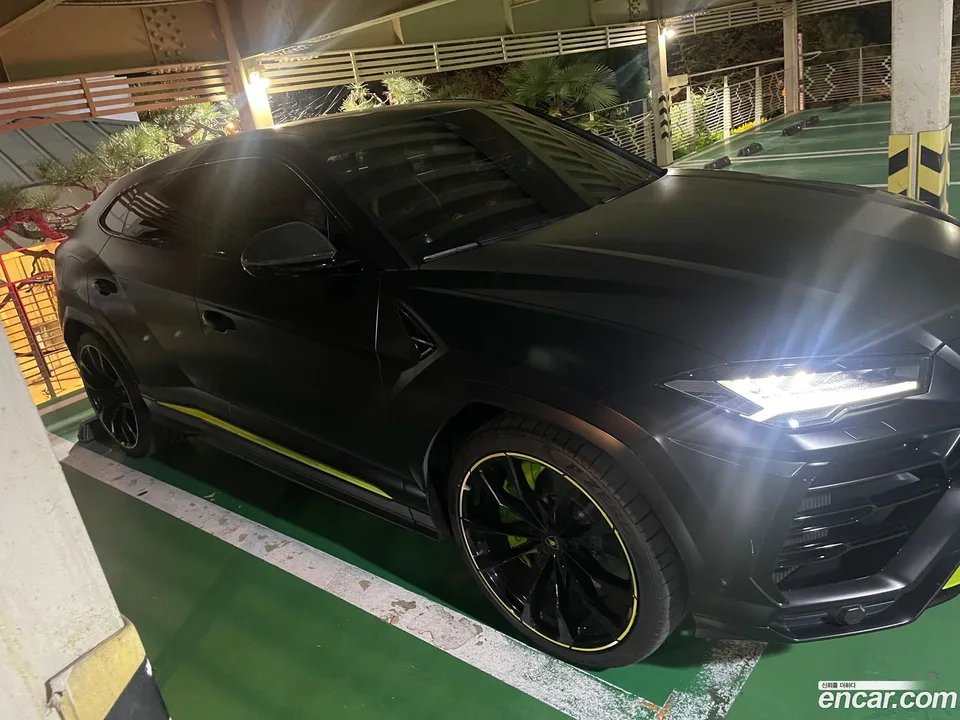 Lamborghini Urus 4.0 V8 2022 — миниатюра 3