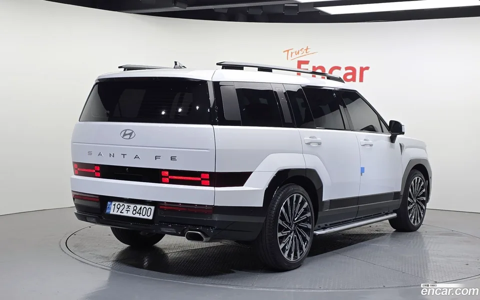Hyundai SantaFe 2.5T 2WD 2023 — миниатюра 2