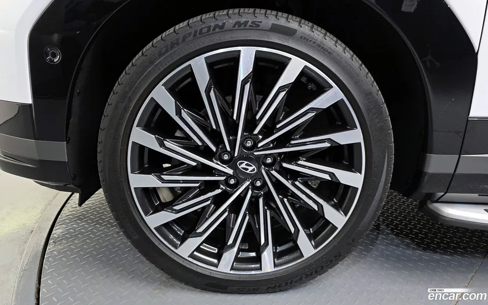 Hyundai SantaFe 2.5T 2WD 2023 — миниатюра 5