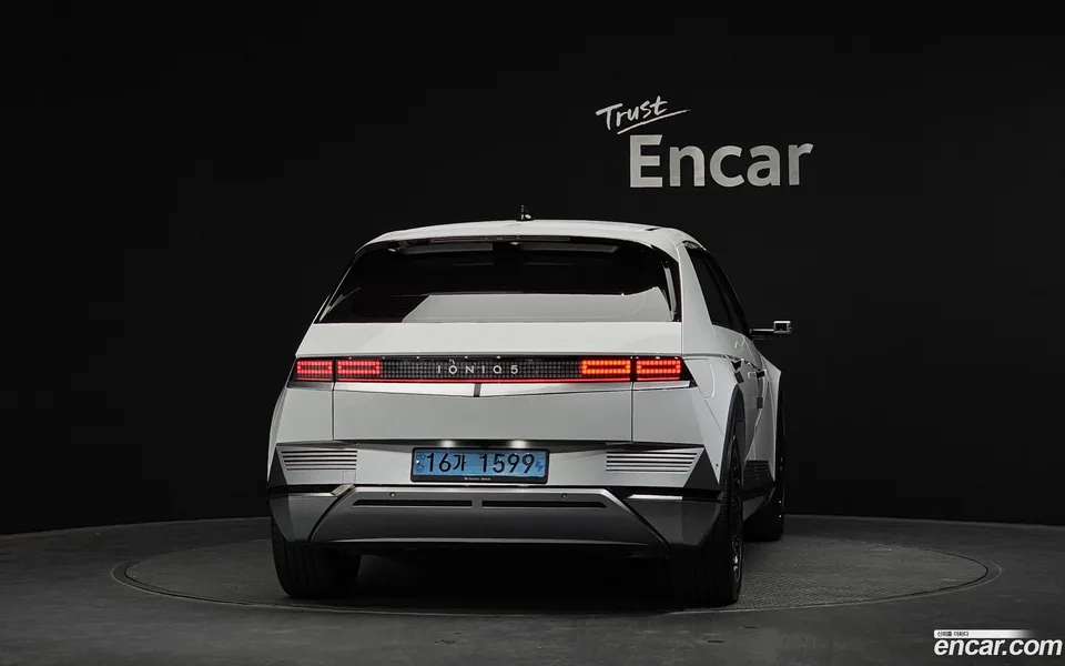 Hyundai Ioniq 5 2022 — миниатюра 4