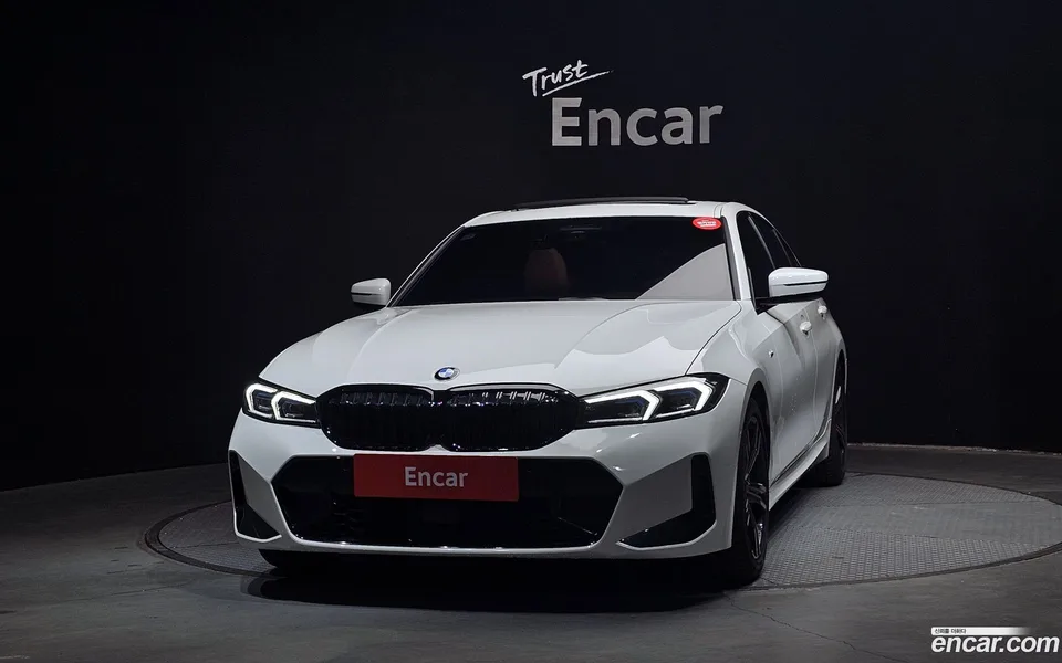 BMW 3 Series 320i M 2024 — миниатюра 3
