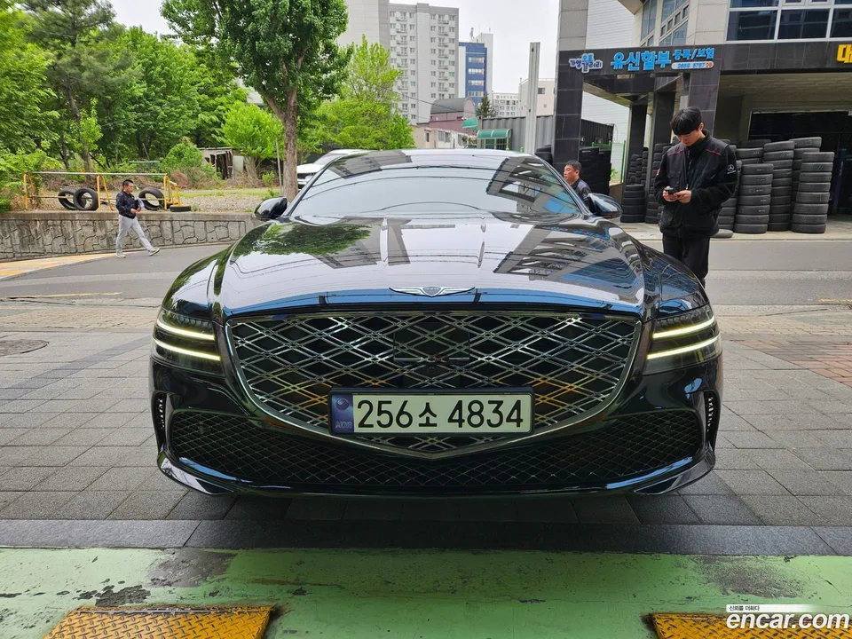 Genesis G80 2.5 AWD 2024 — фото 1, купить с доставкой в Москву